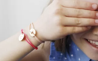 bracelet-cordon-personnalisable-fille