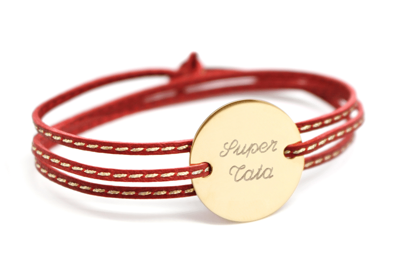bracelet-cuir-femme-medaille-personnalisable-rouge