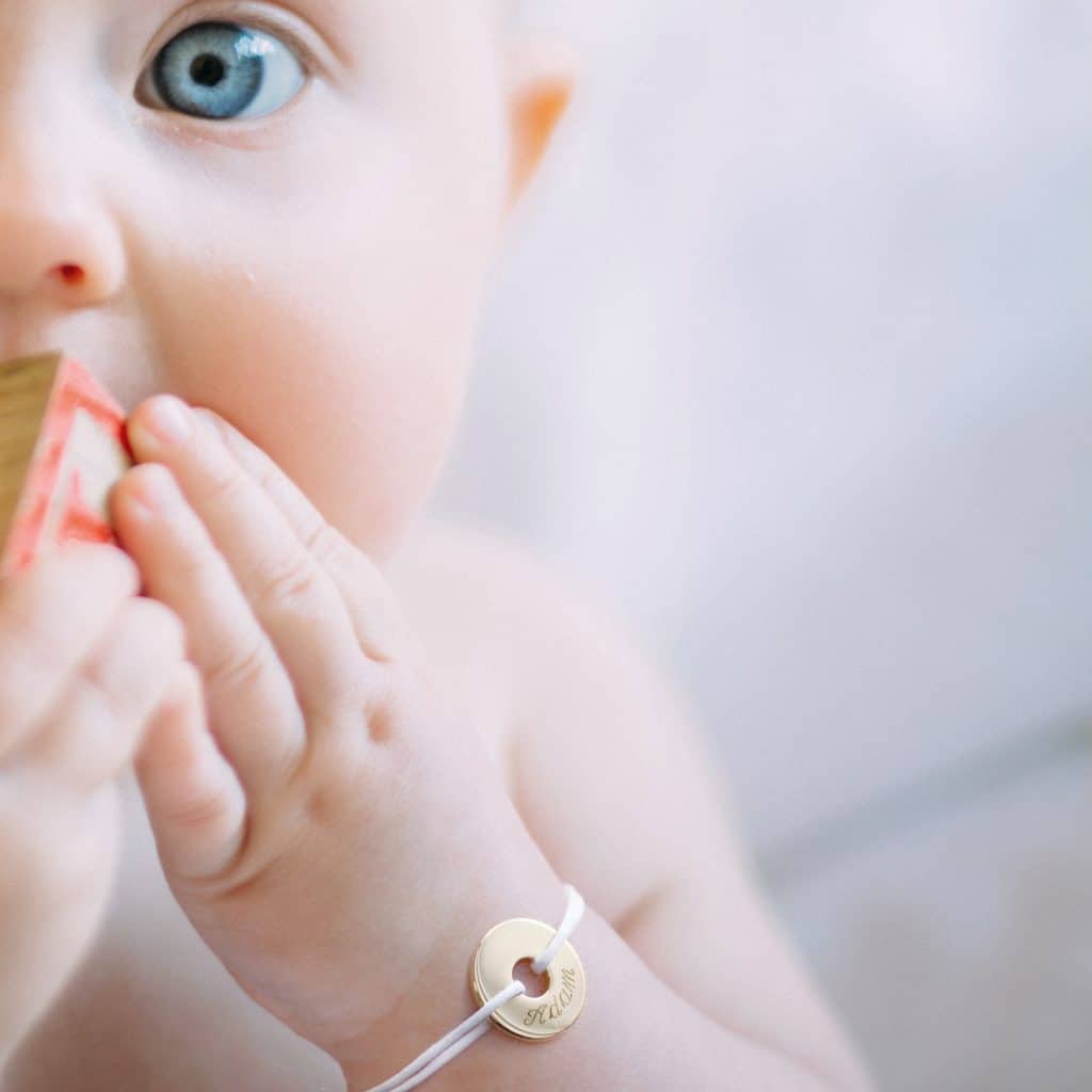 bracelet-pour-bebe-personnalisable