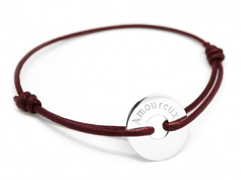 bracelet cordon rouge pour homme personnalisable avec gravure